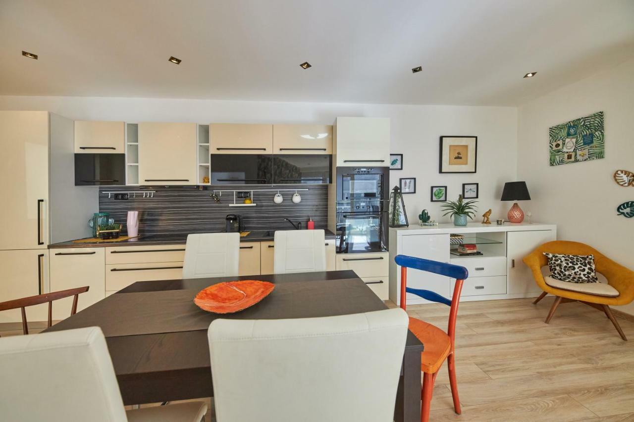 Pineapple Apartment Bratislava Eksteriør bilde